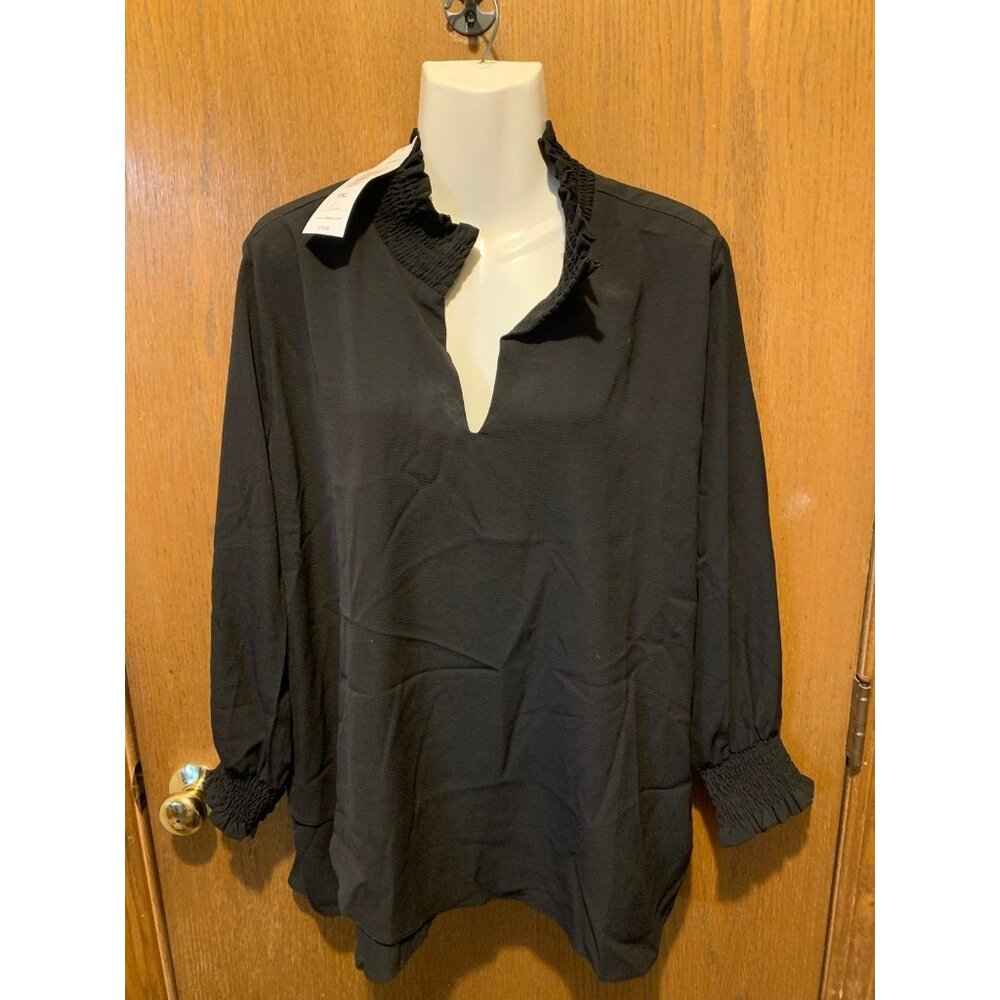 PXL CALESSA BLACK BLOUSE LONG SLEEVEs NEW with tags petite